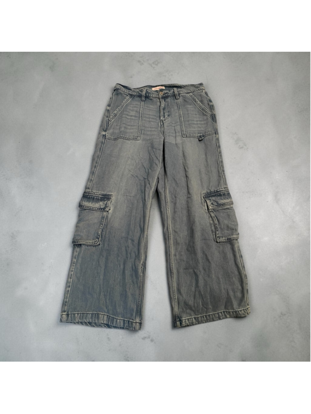 Women's Lucky Brand Wide Leg Cargo Pants 10/30 - Picture 2 of 2